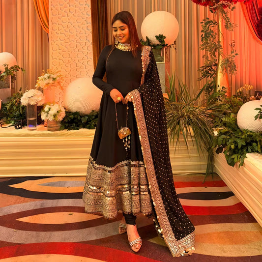 Tani'S Black Colour Trending Suit Set