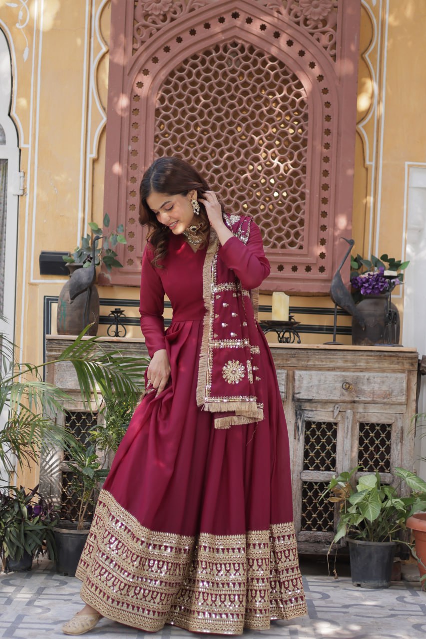 KAIRA'S  DESIGNER READYMADE GOWN SUIT SET .