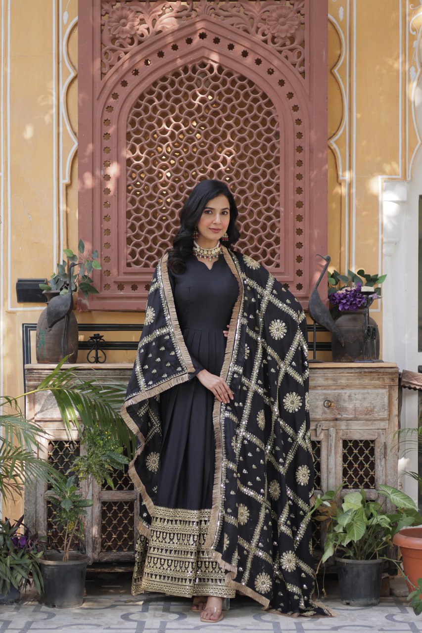 KAIRA'S  DESIGNER READYMADE GOWN SUIT SET .