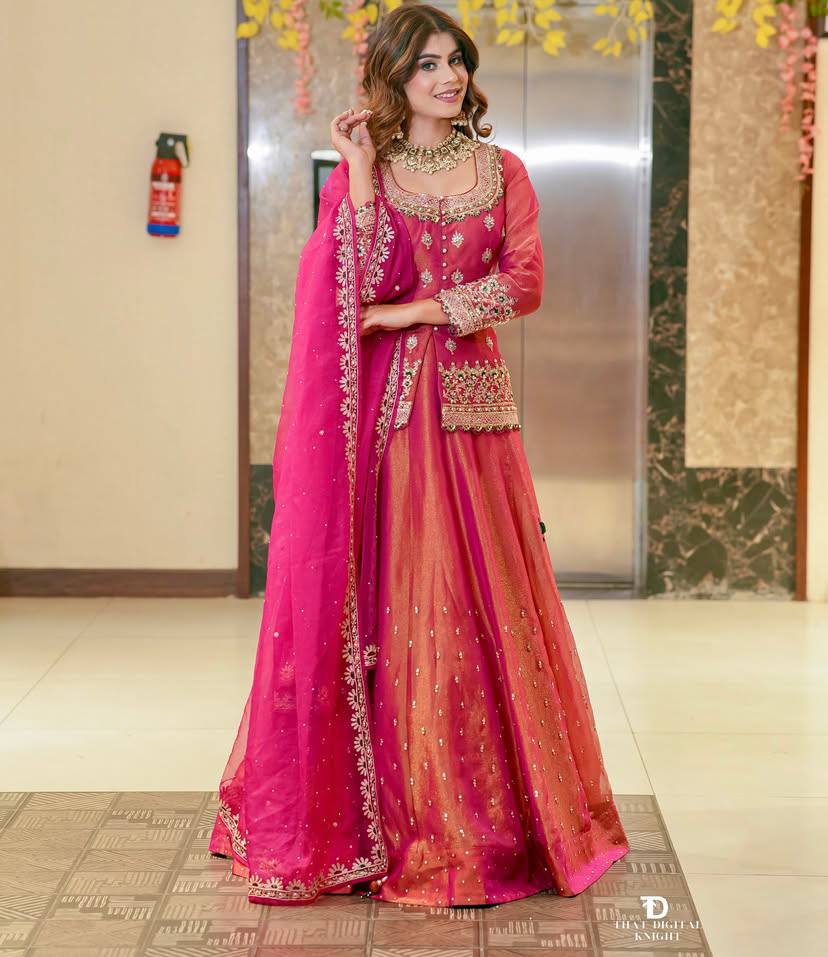 Traditional Lehenga Choli Set  For Navratri