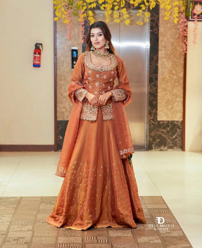 Traditional Lehenga Choli Set  For Navratri