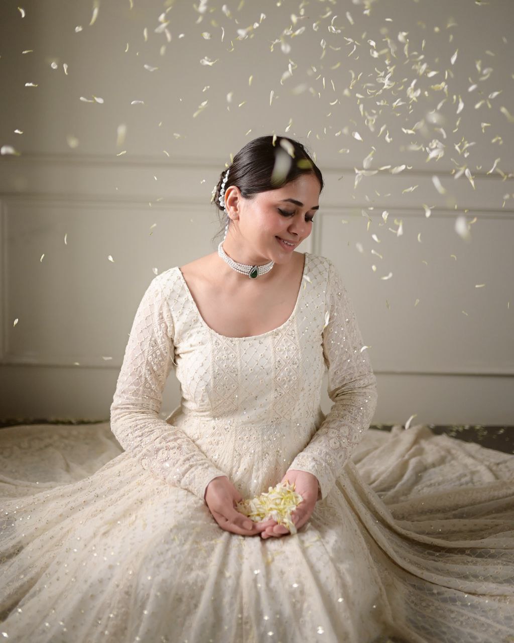KAIRA'S OFF WHITE BADLO DESIGNER READYMADE GOWN SUIT SET .