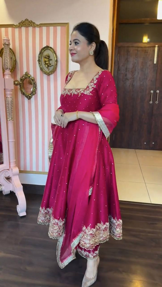 Prachi's' PINK Havy Vichitra  Royal Elegant Suit Set
