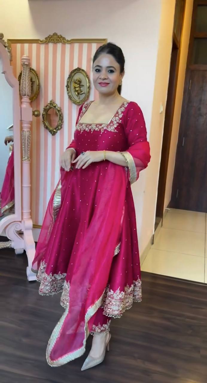 Prachi's' PINK Havy Vichitra  Royal Elegant Suit Set