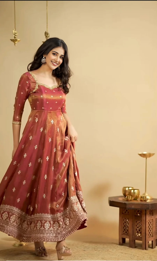 Saakshi`s   cosmo Slit Anarkali Premium  Suit Set