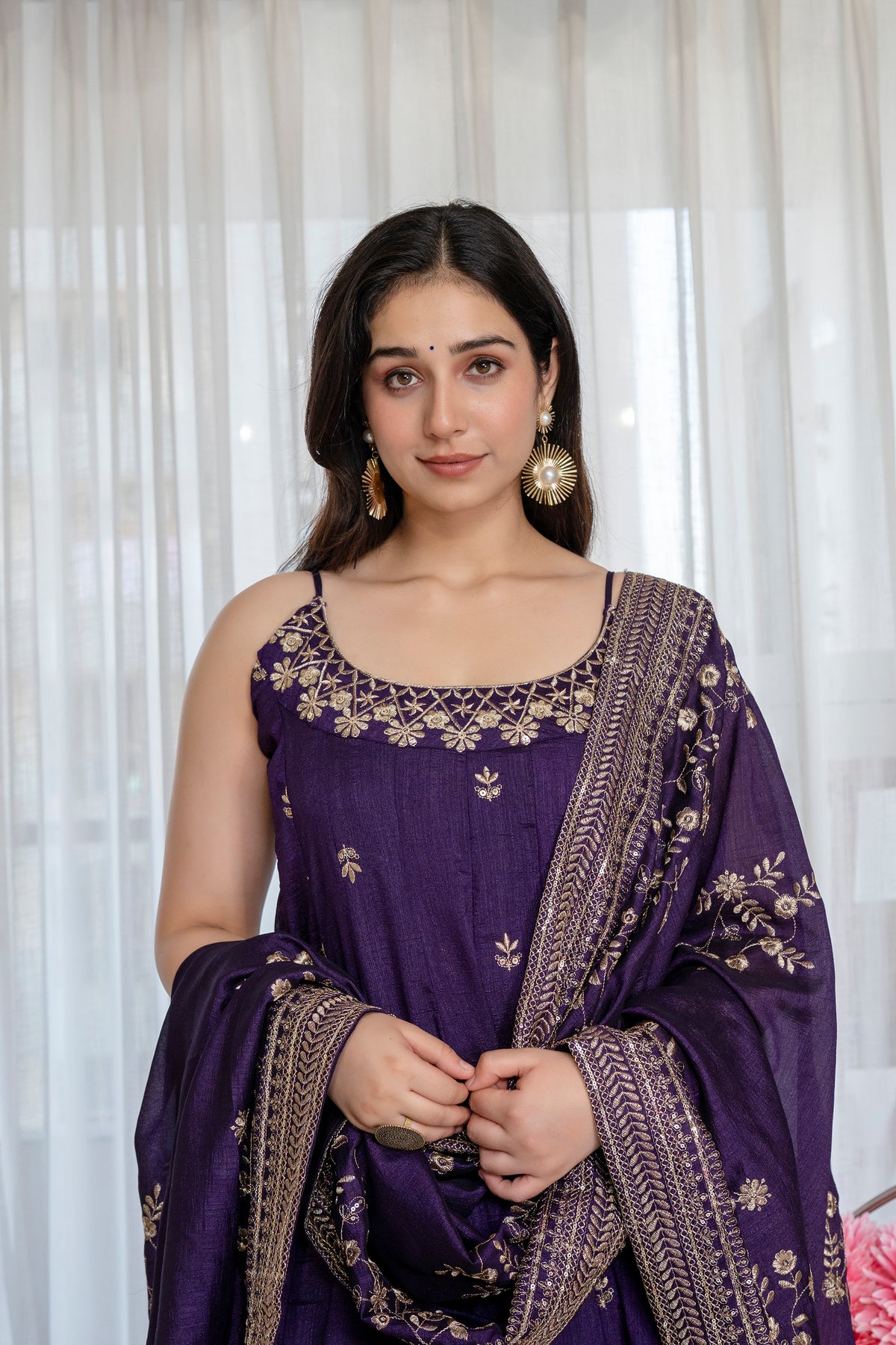 Alveera Vichitra Silk Febric Suit Set