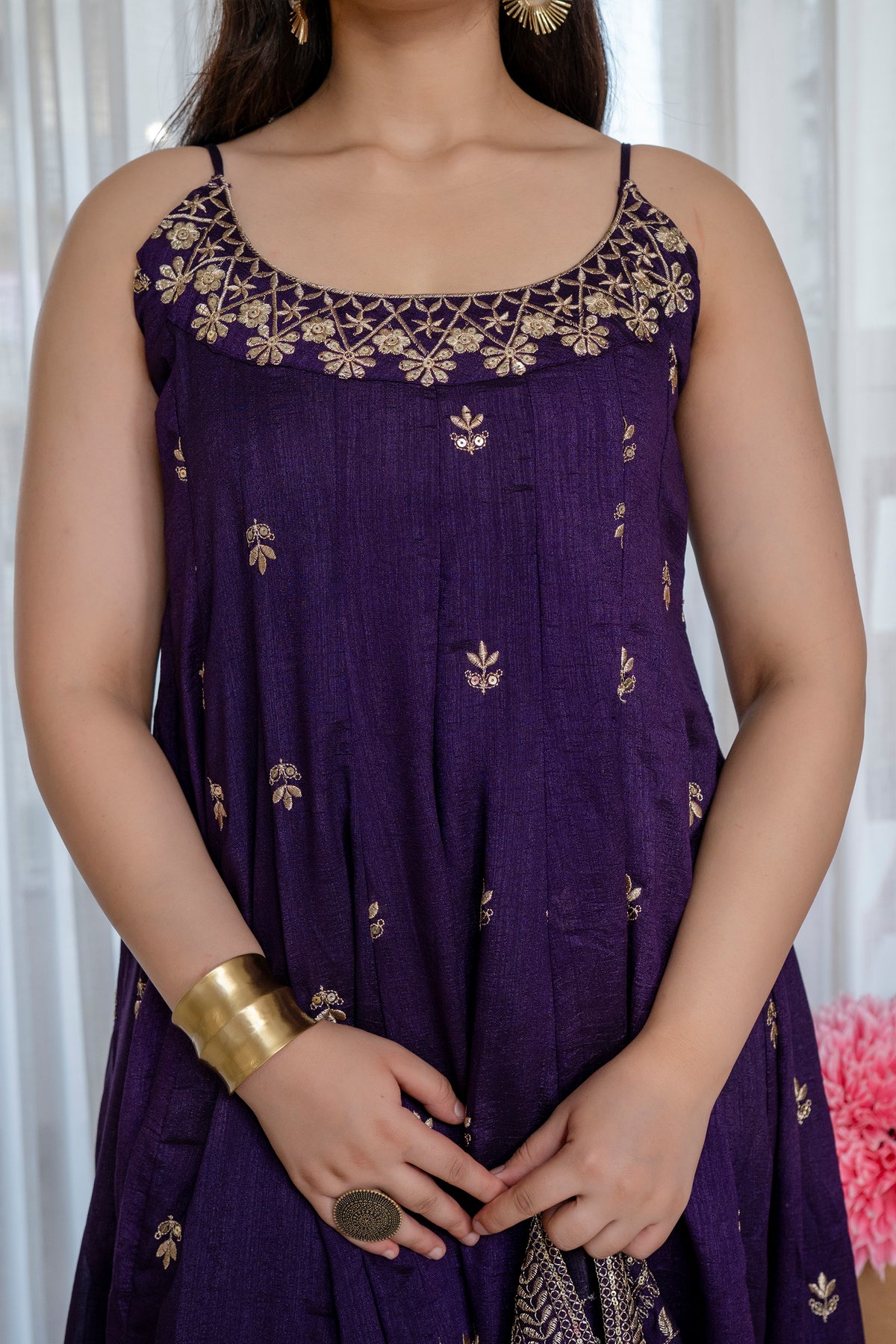 Alveera Vichitra Silk Febric Suit Set