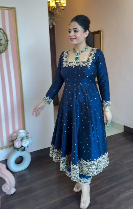 Prachi's' Blue Havy Vichitra Royal Elegant Suit Set