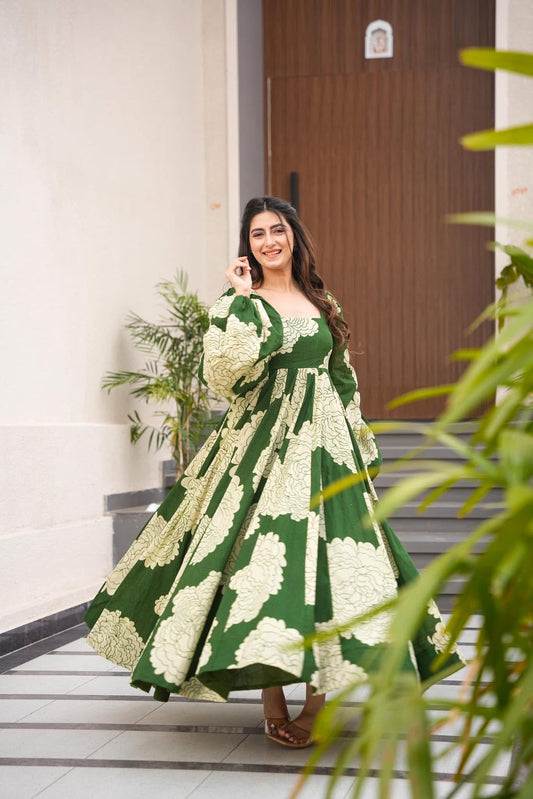 Kaira's' Green Havy Maslin Cotton Gown