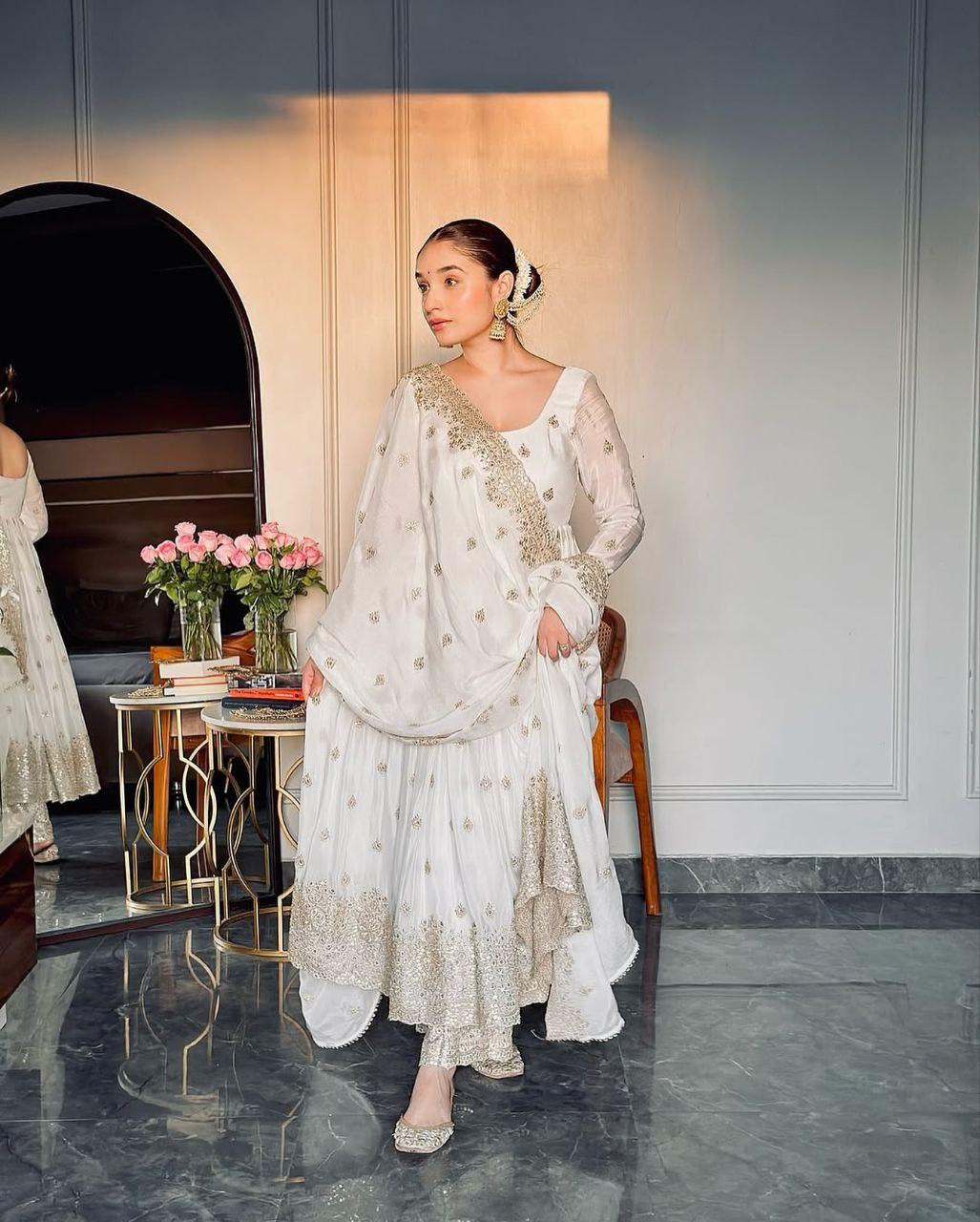 RUKSAR'S WHITE COLOUR TRENDING ANARKALI SET