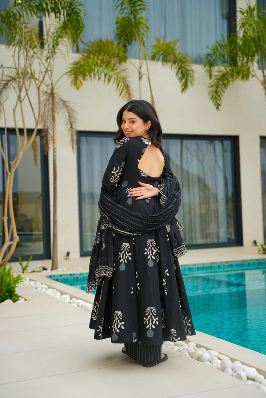 Zarana's Mystic Black Pure Cotton Suit Set