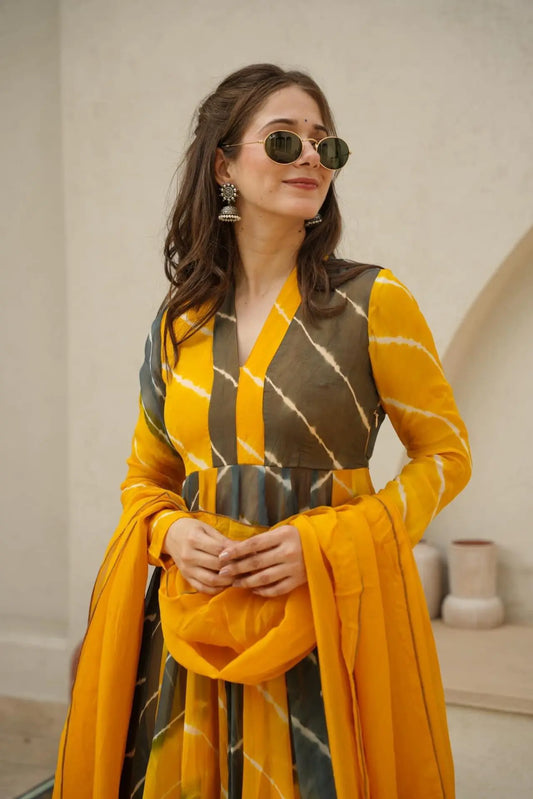VRINDA ORGANZA SUIT SET