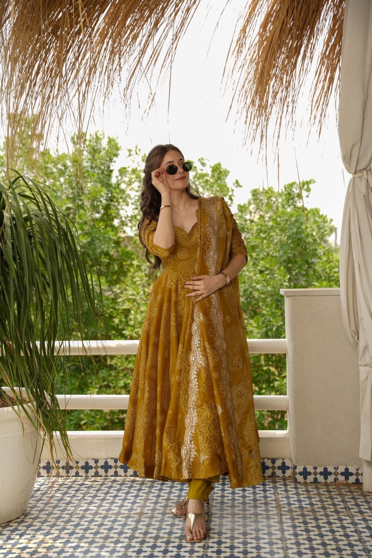 BANDHANI  Mehandi COLOR ANARKALI SUIT SET