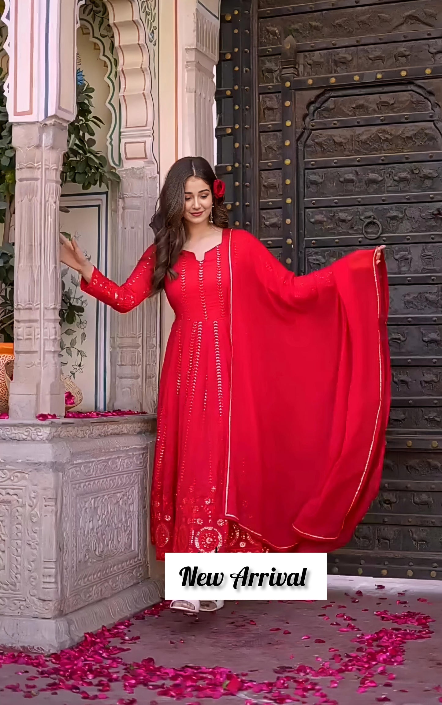 RED EMBROIDERED GEORGETTE SUIT SET