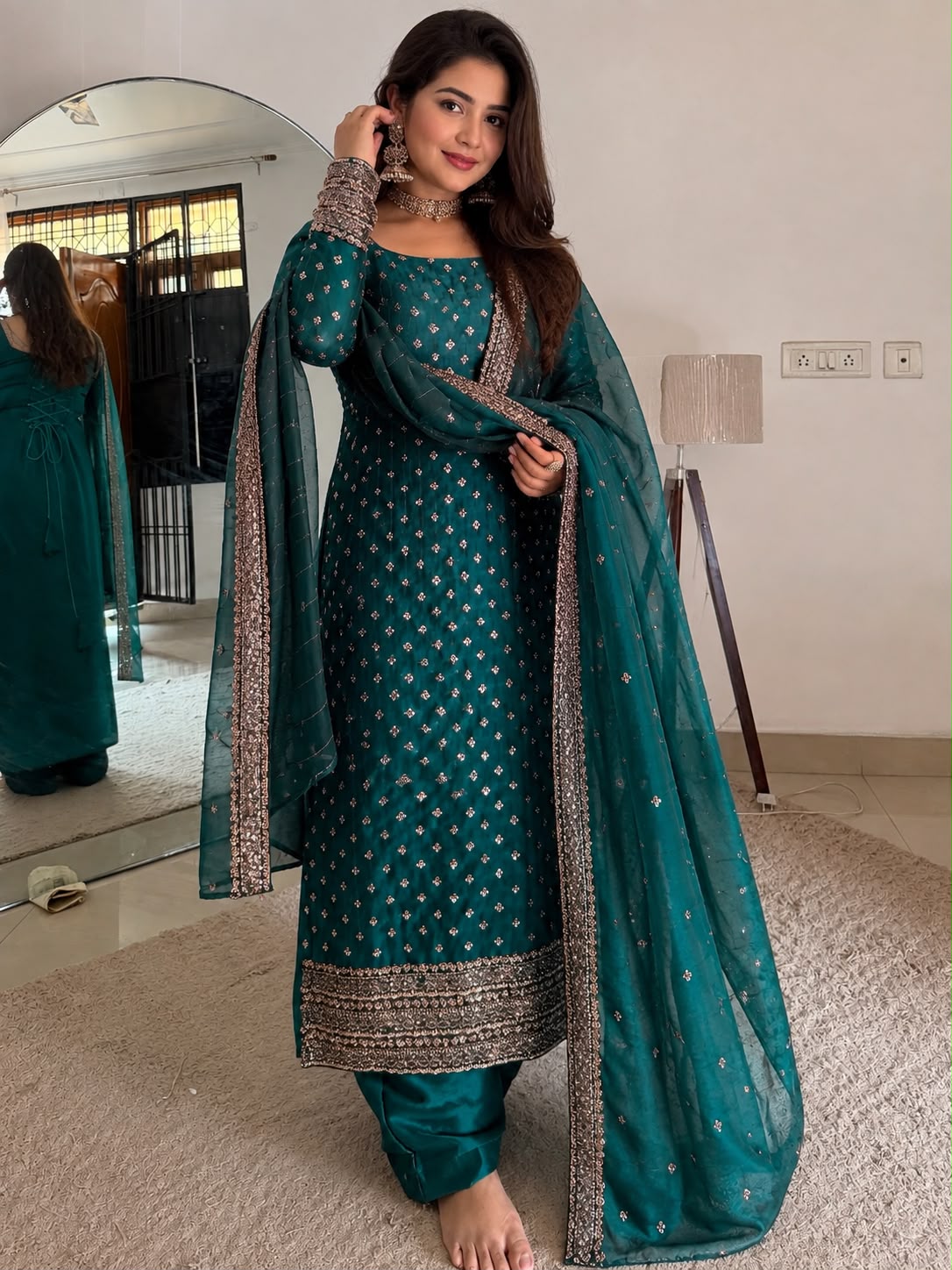 Sameera Hand Embroiderd Suit Set