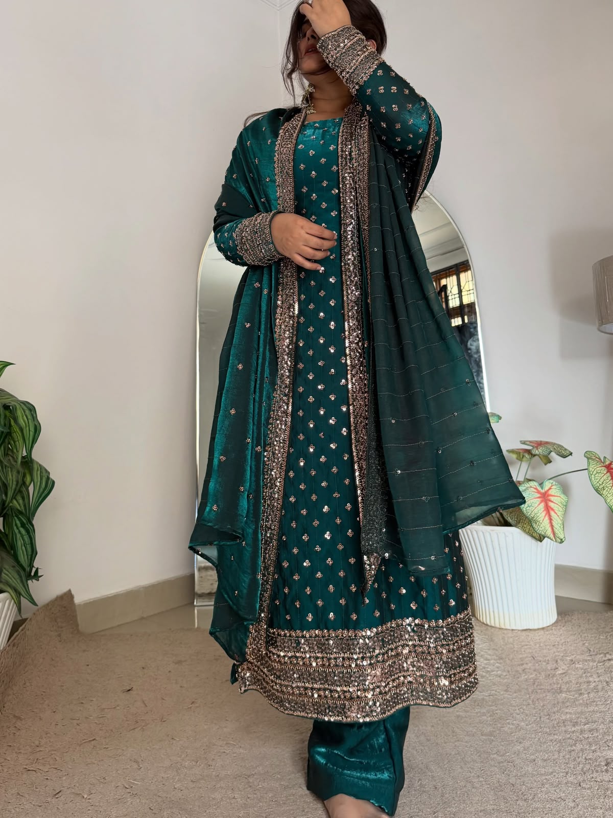 Sameera Hand Embroiderd Suit Set