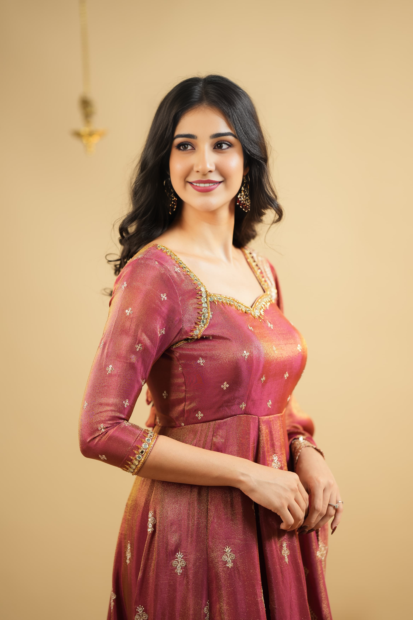 Saakshi`s   cosmo Slit Anarkali Premium  Suit Set