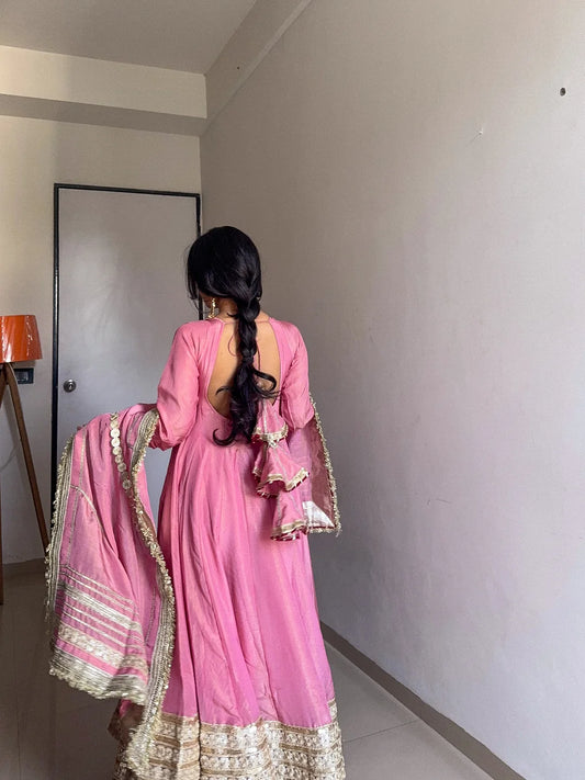 PRIYANKA'S PEACH COLOUR TRENDING ANARKALI SET