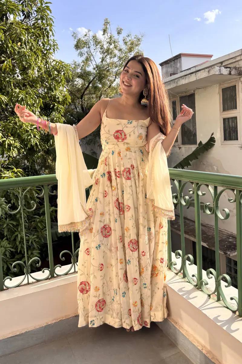 Palak Embroidered Suit Set