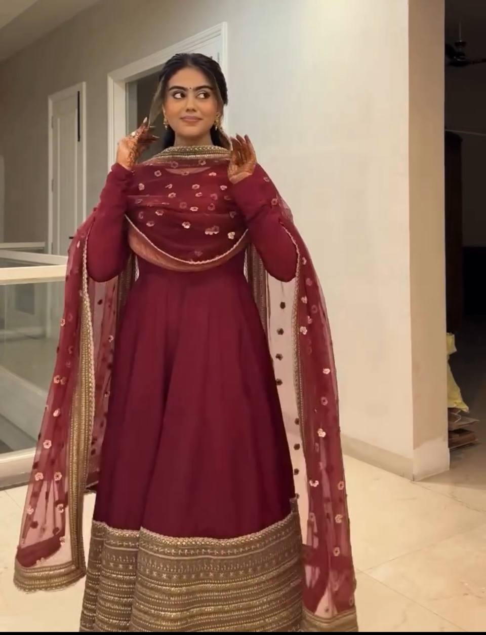 Avntika'S maroon Colour Trending Suit Set
