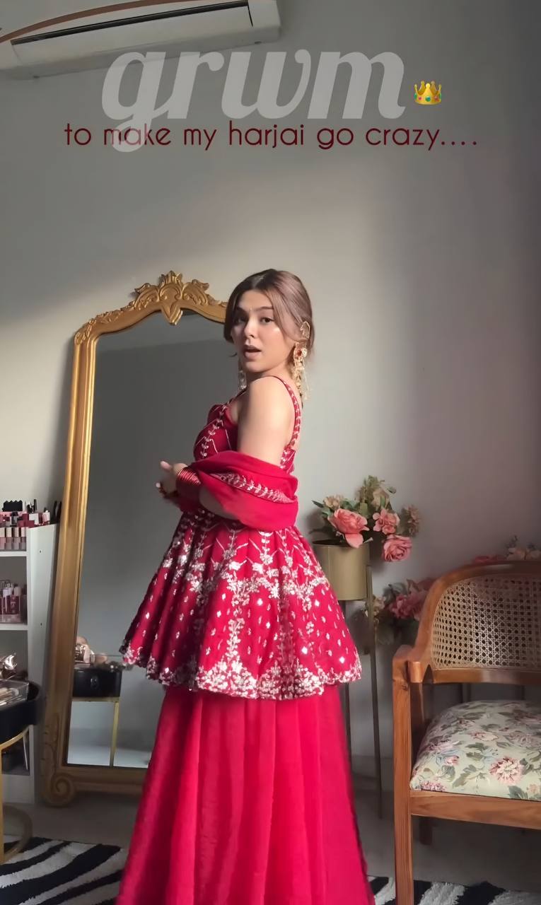 Gulabi Sarara Suit Set