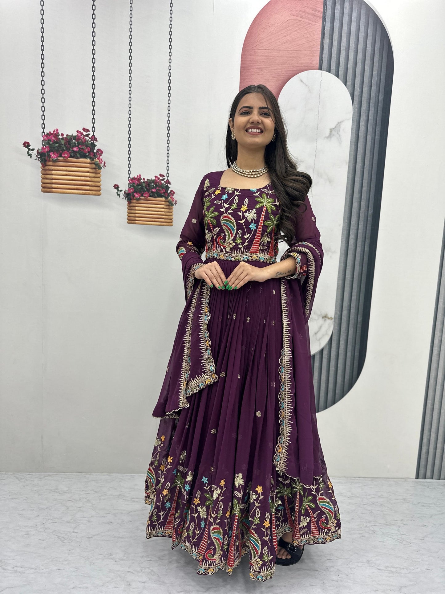 Prinshi Elegant Anarkali Suit Set