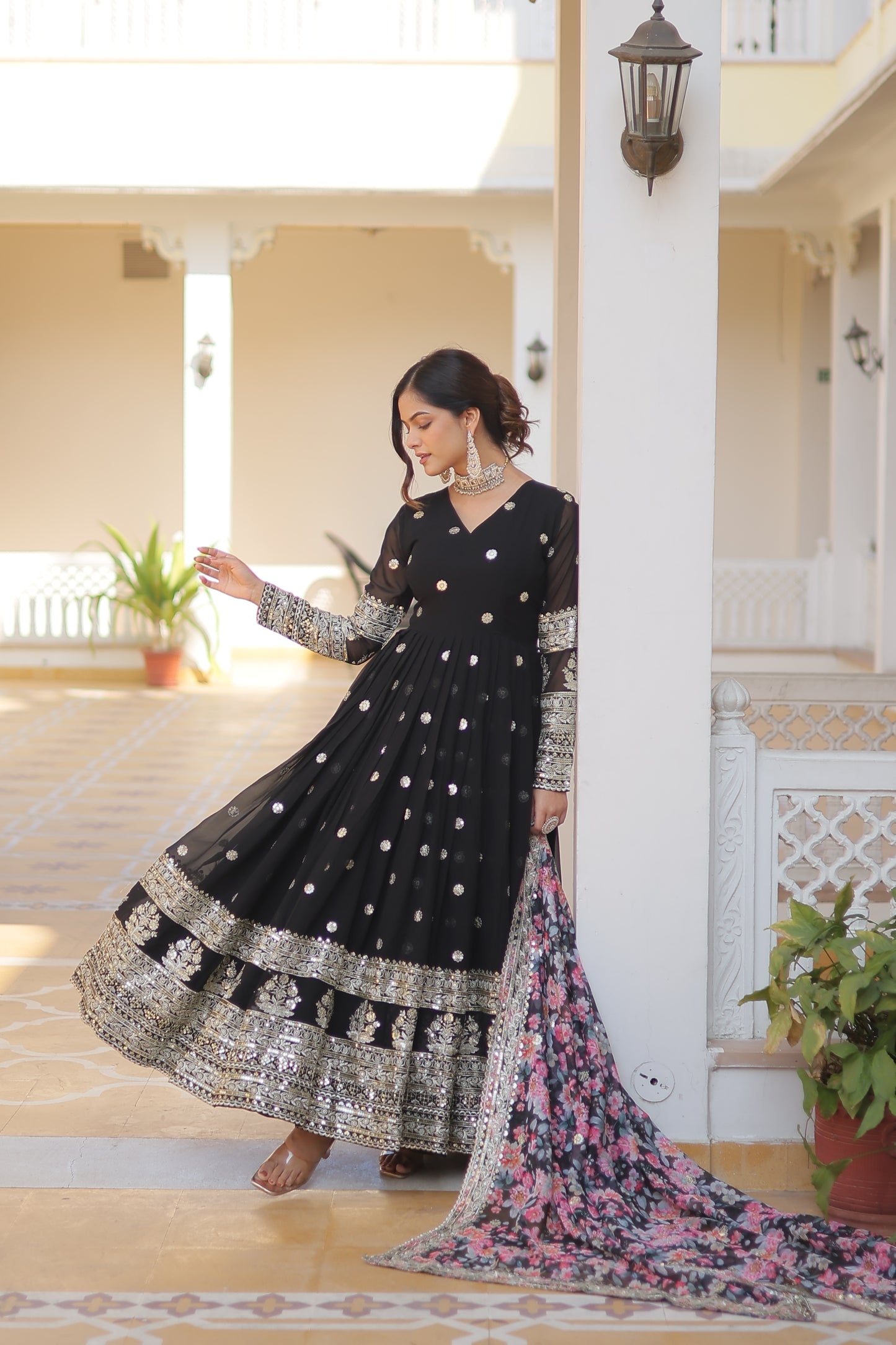 KAVITA'S DESIGNER READYMADE GOWN 131