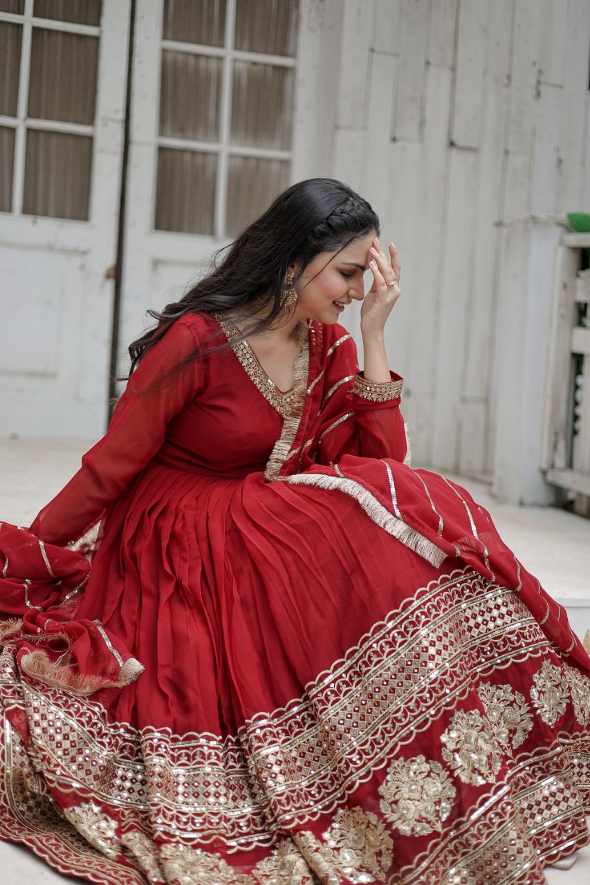 KAIRA'S  PREMIUM DESIGNER READYMADE GOWN SUIT SET