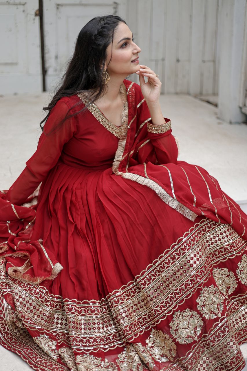 KAIRA'S  PREMIUM DESIGNER READYMADE GOWN SUIT SET