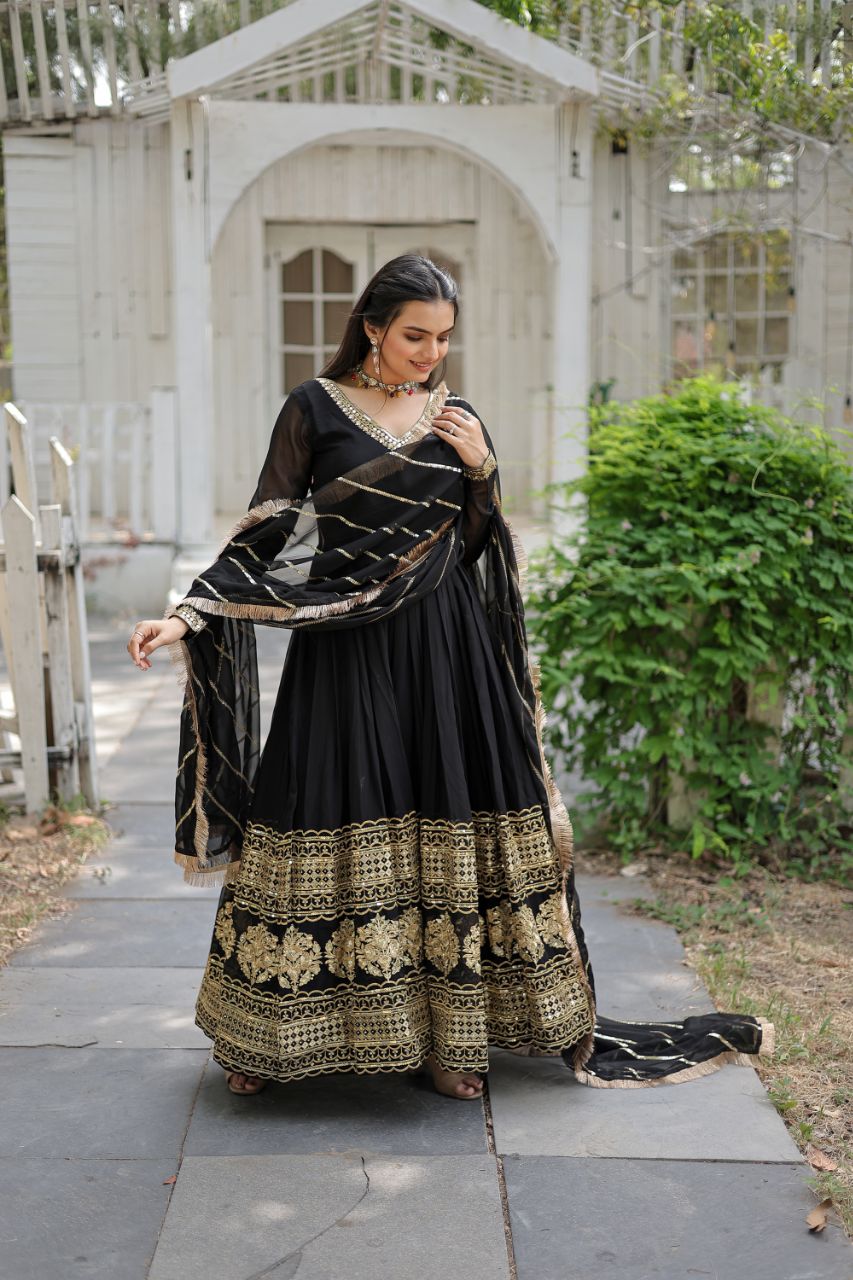 KAIRA'S  PREMIUM DESIGNER READYMADE GOWN SUIT SET