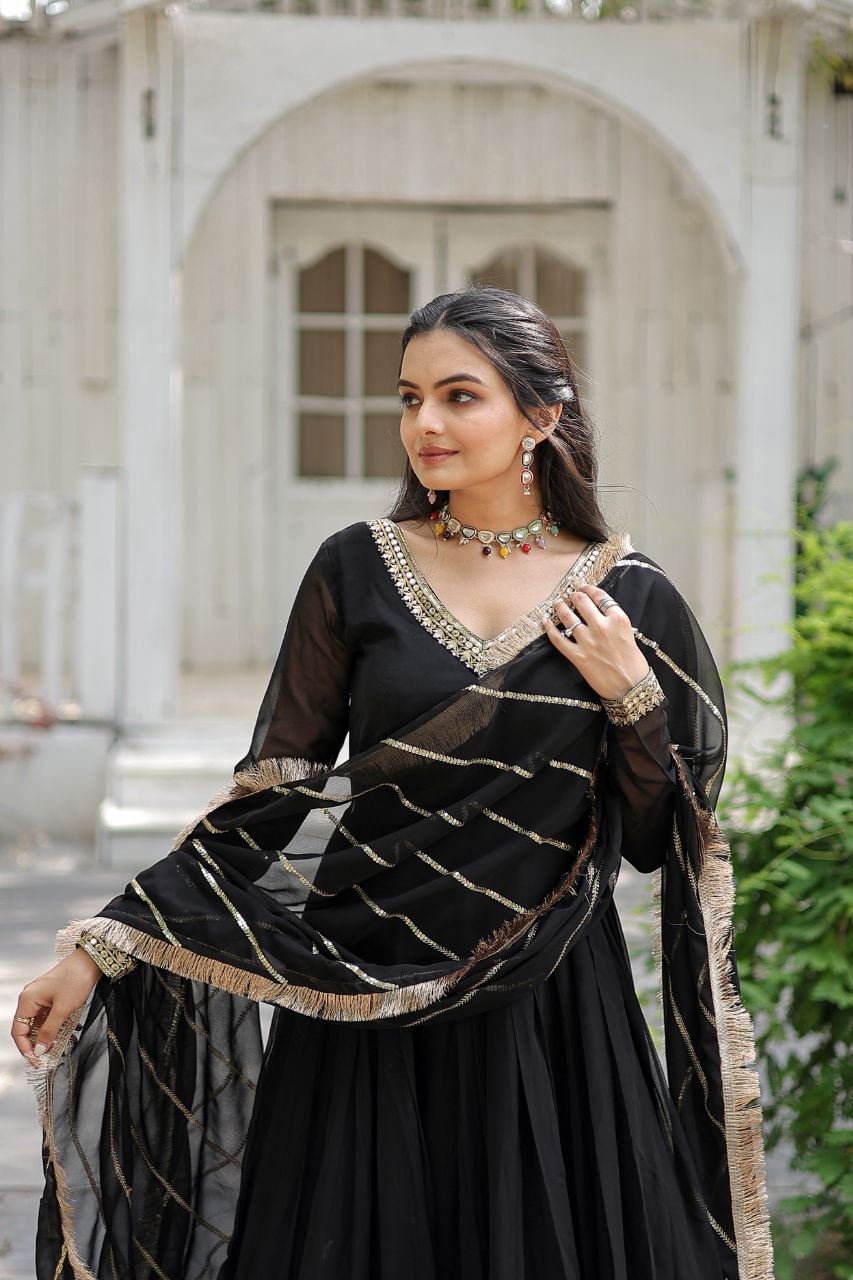 KAIRA'S  PREMIUM DESIGNER READYMADE GOWN SUIT SET