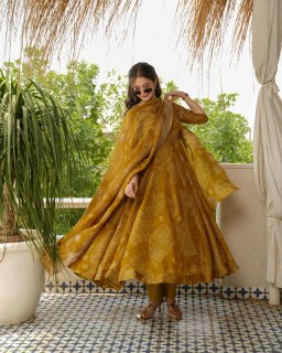 BANDHANI  Mehandi COLOR ANARKALI SUIT SET